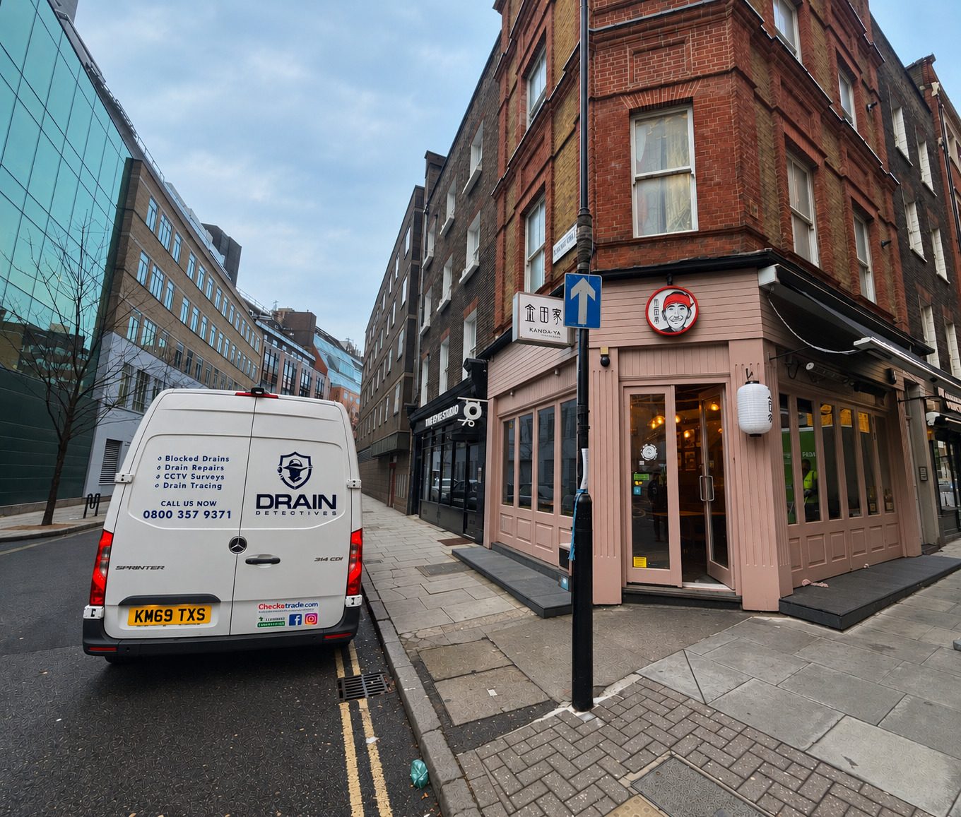 Drain Detectives drainage van working in London
